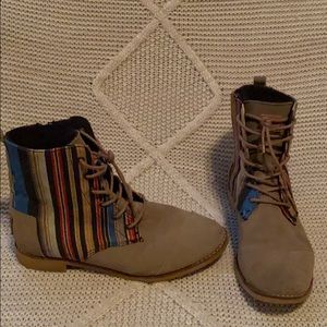 Toms fabric combat boot